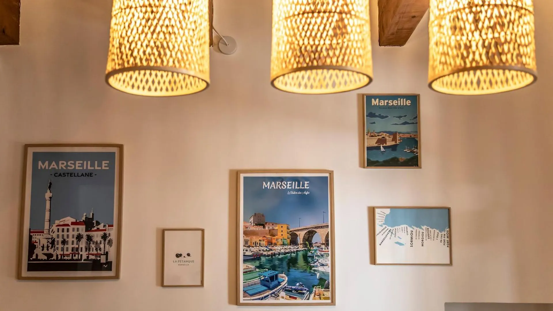 Maison Familiale Avec Grand Jardin, 2Min De La Mer Marseille France