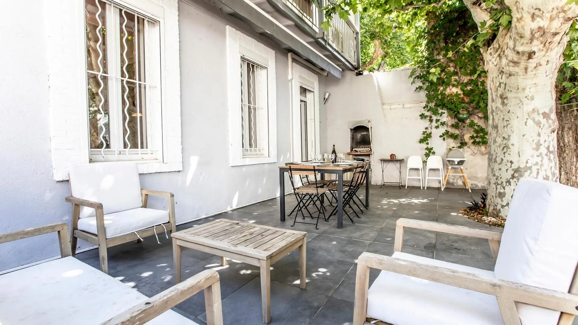 Maison Familiale Avec Grand Jardin, 2Min De La Mer Marseille